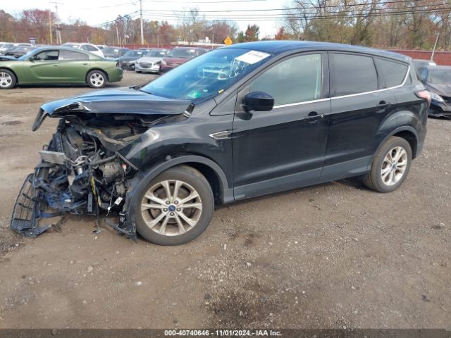 1FMCU9G95HUE82278 Ford ESCAPE SE