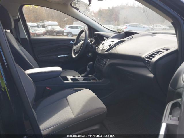 1FMCU9G95HUE82278 Ford ESCAPE SE
