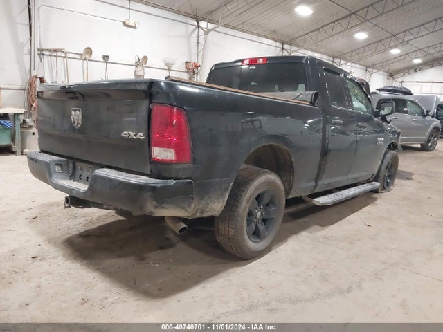 RAM 1500 Express  4x4 6'4 Box 2018 1C6RR7FGXJS111873 Image 4