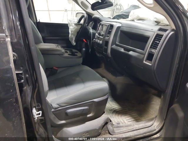 RAM 1500 Express  4x4 6'4 Box 2018 1C6RR7FGXJS111873 Image 5