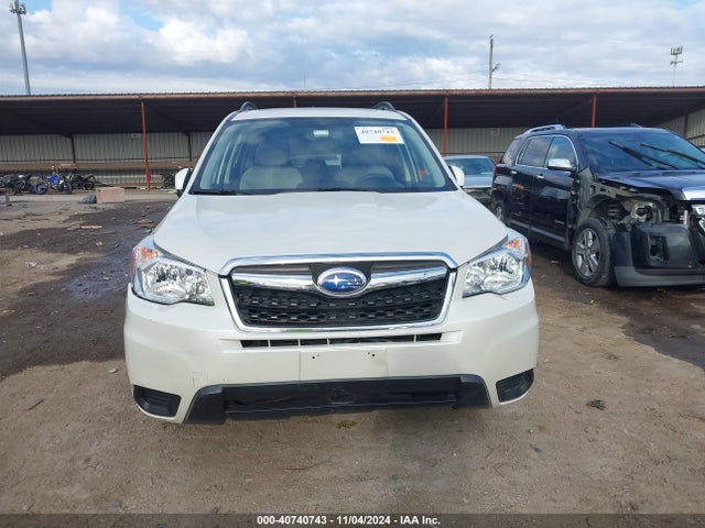 Subaru Forester 2.5i Premium 2015 JF2SJADC8FH826025 Image 13