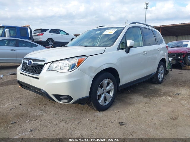Subaru Forester 2.5i Premium 2015 JF2SJADC8FH826025 Image 2