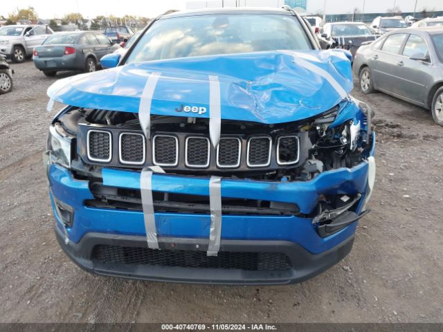 3C4NJDBB8JT202162 Jeep Compass Latitude 4x4