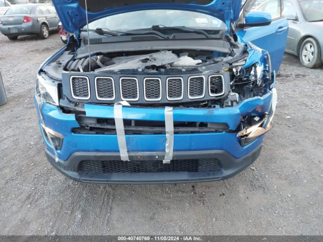 3C4NJDBB8JT202162 Jeep Compass Latitude 4x4