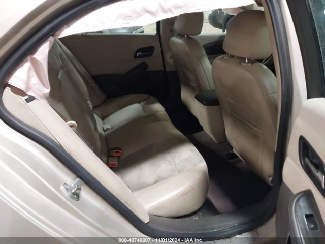 1G11D5SL7FF223048 Chevrolet MALIBU 2LT