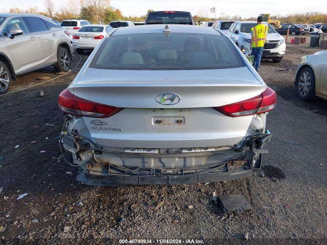 Hyundai Elantra Value Edition 2018 5NPD84LF3JH266652 Image 6