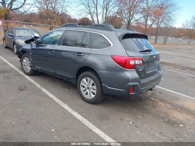 Subaru Outback 2.5i Premium 2018 4S4BSAHC2J3314008 Image 3