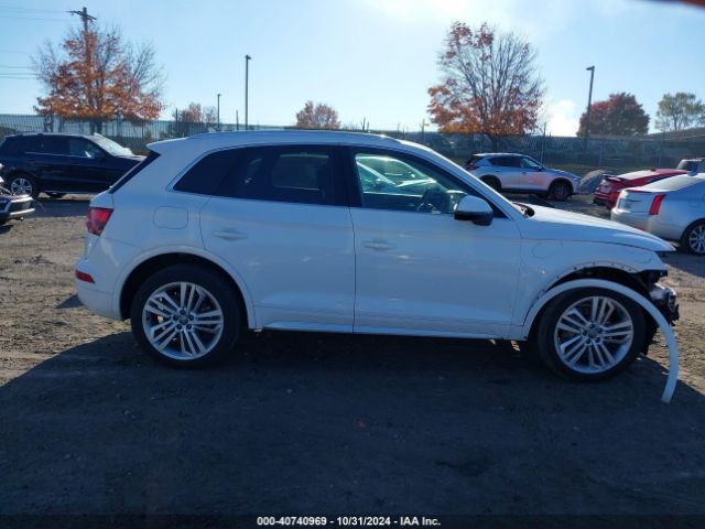 WA1BNAFY9J2226244 Audi Q5 2.0t Tech Premium