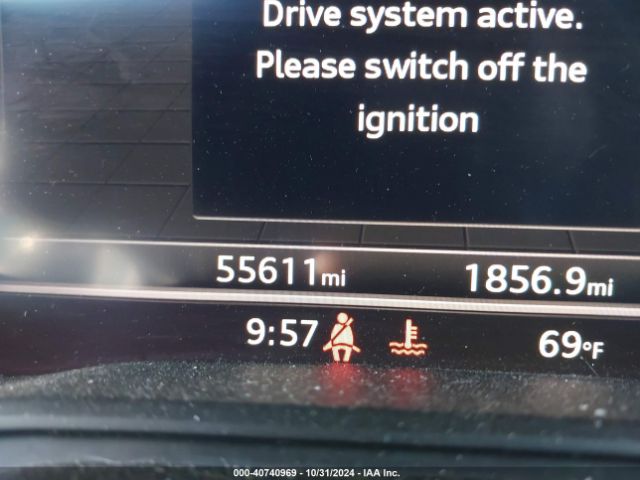 WA1BNAFY9J2226244 Audi Q5 2.0t Tech Premium