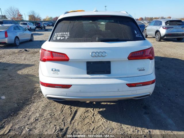 WA1BNAFY9J2226244 Audi Q5 2.0t Tech Premium