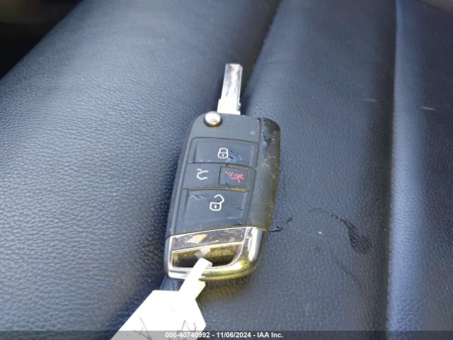 3VW547AU4GM052725 Volkswagen Golf Gti Se W/performance Package 4-door