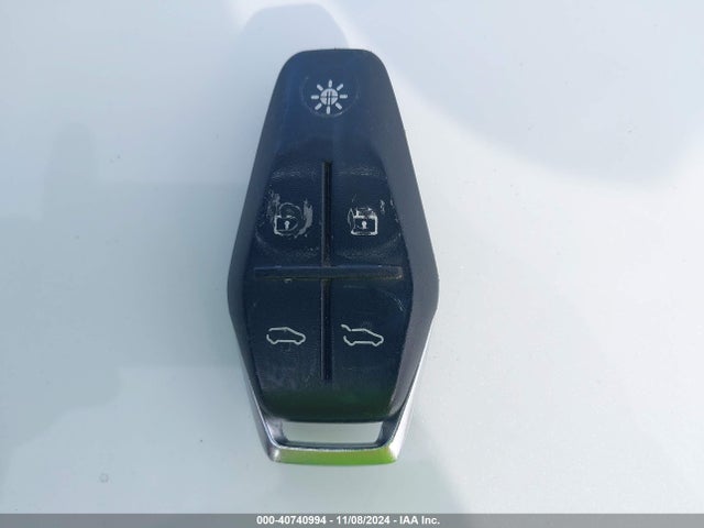 Fisker Ocean One 2023 VCF1ZBU28PG003540 Image 11