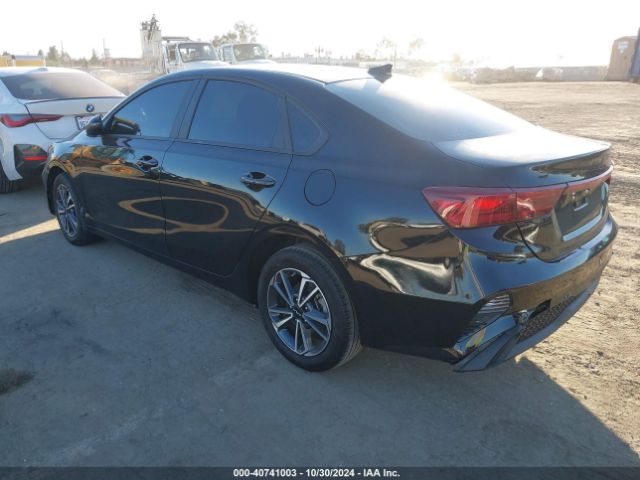 3KPF24AD7PE680915 KIA Forte Lxs