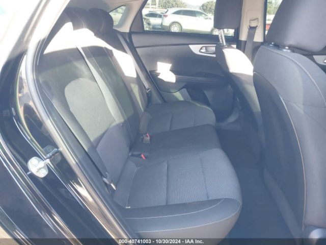 3KPF24AD7PE680915 KIA Forte Lxs