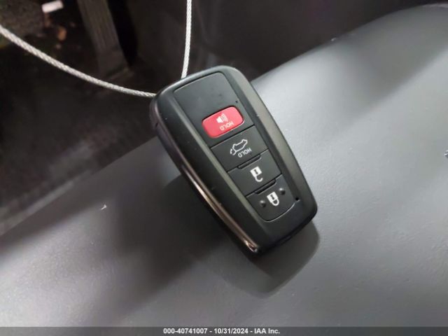 2T3B6RFV8NW035595 Toyota Rav4 Hybrid Xle Premium