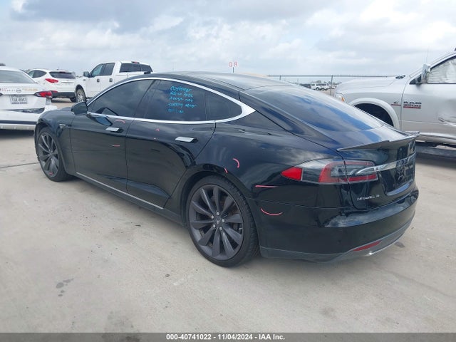 2013 TESLA MODEL S 5YJSA1CN3DFP19852 Photo 2