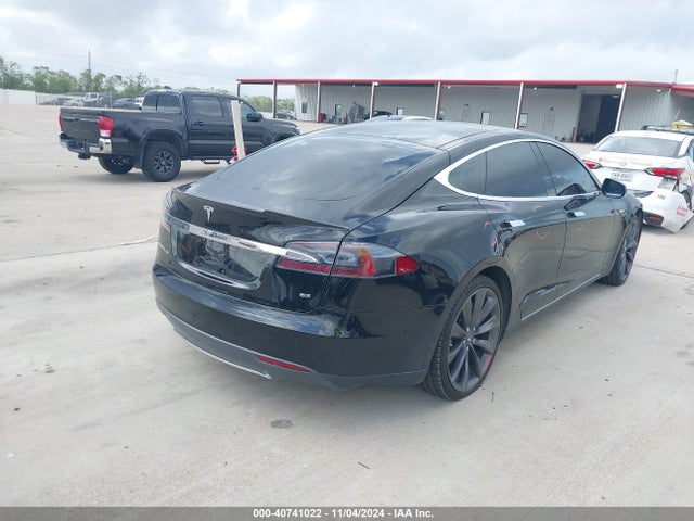 2013 TESLA MODEL S 5YJSA1CN3DFP19852 Photo 3