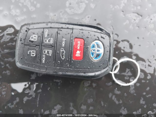 5TDXRKEC9MS031950 Toyota Sienna Xse