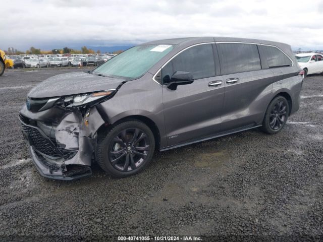 5TDXRKEC9MS031950 Toyota Sienna Xse