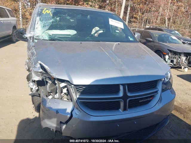 2C4RDGEG8KR640749 Dodge Grand Caravan Gt