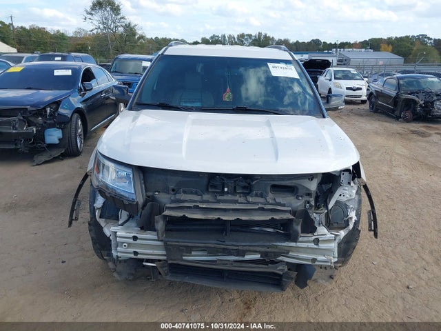 Ford EXPLORER XLT 2018 1FM5K7D83JGA11765 Image 12