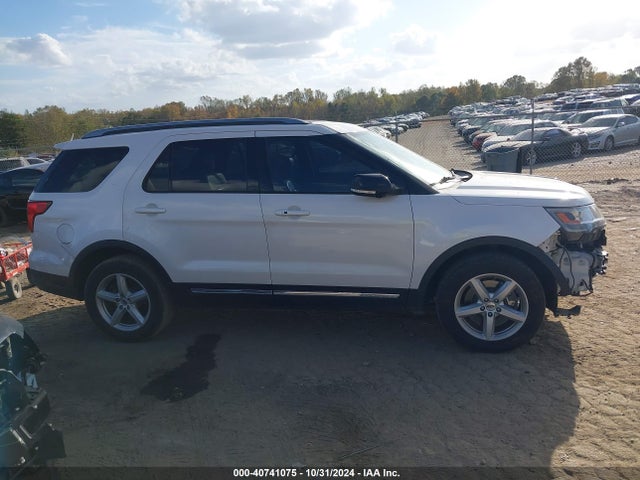 Ford EXPLORER XLT 2018 1FM5K7D83JGA11765 Image 13