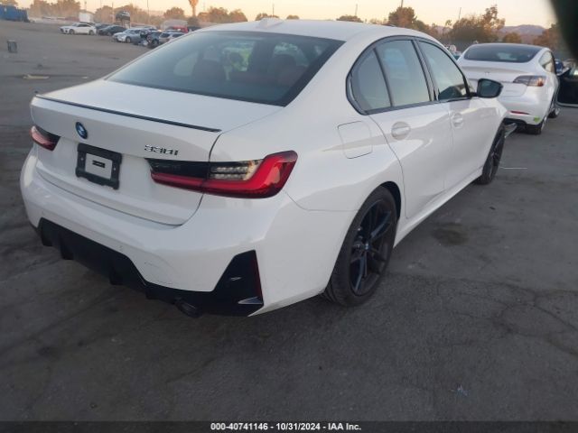 3MW69FF00R8E43548 BMW 3 Series 330i