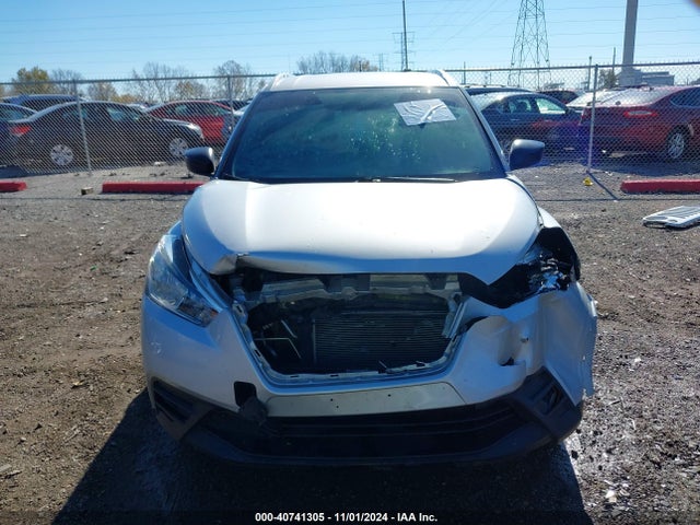 Nissan KICKS S 2018 3N1CP5CU5JL537779 Image 12