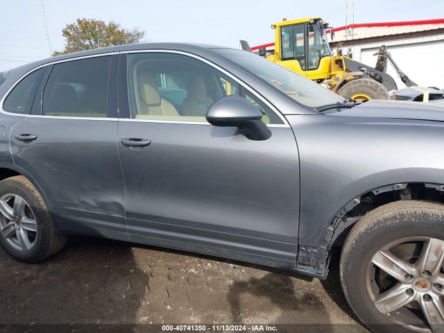 WP1AF2A25ELA32042 Porsche Cayenne Diesel