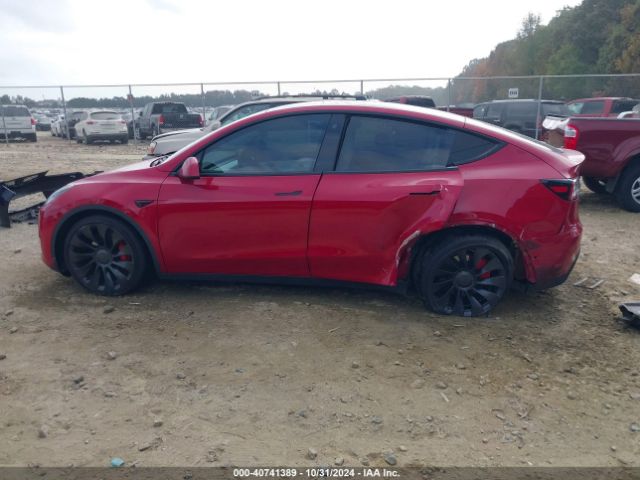 7SAYGDEFXNF489389 Tesla Model Y Performance Dual Motor All-wheel Drive