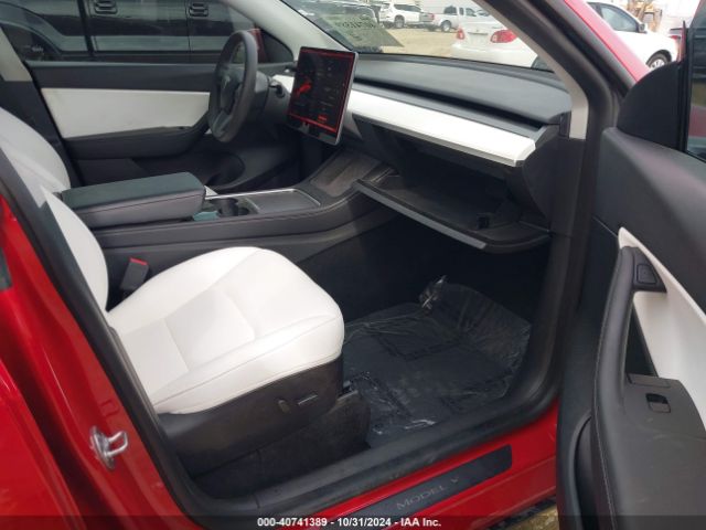7SAYGDEFXNF489389 Tesla Model Y Performance Dual Motor All-wheel Drive
