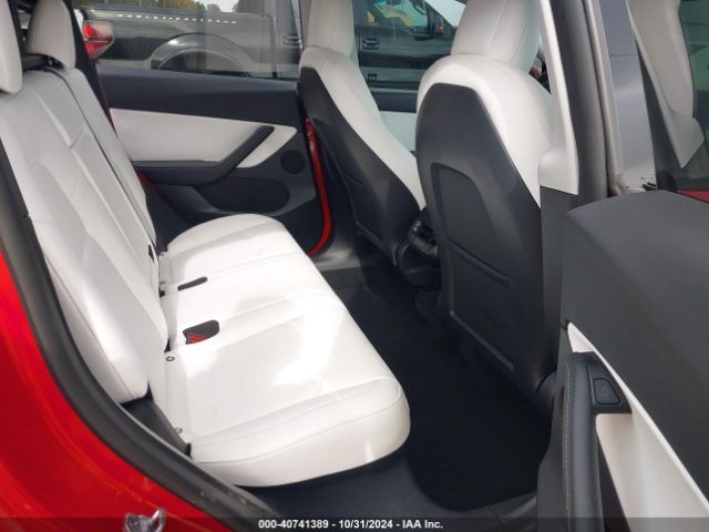 7SAYGDEFXNF489389 Tesla Model Y Performance Dual Motor All-wheel Drive