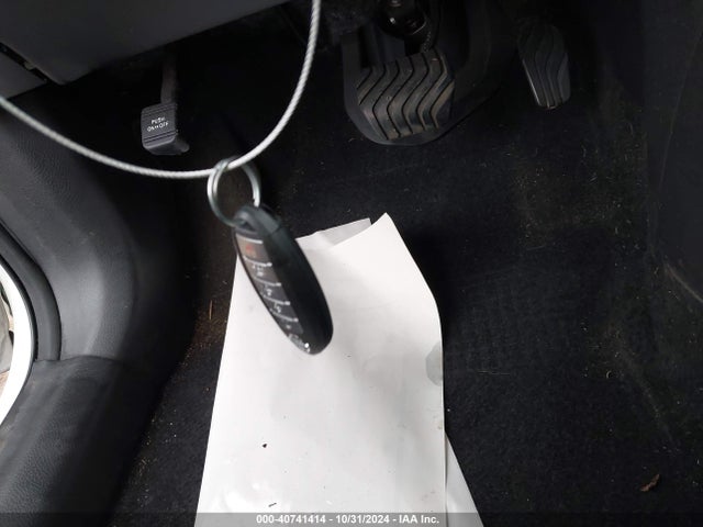 Nissan ROGUE SV 2019 5N1AT2MV2KC746931 Image 11