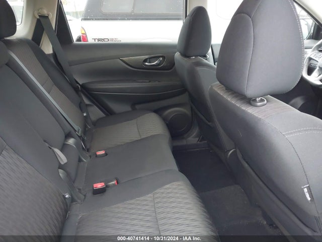 Nissan ROGUE SV 2019 5N1AT2MV2KC746931 Image 8
