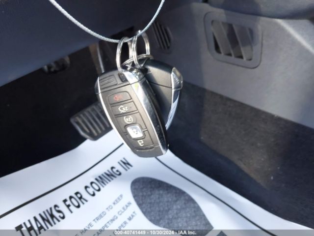 2LMPJ6KR8JBL22105 Lincoln Mkx Select