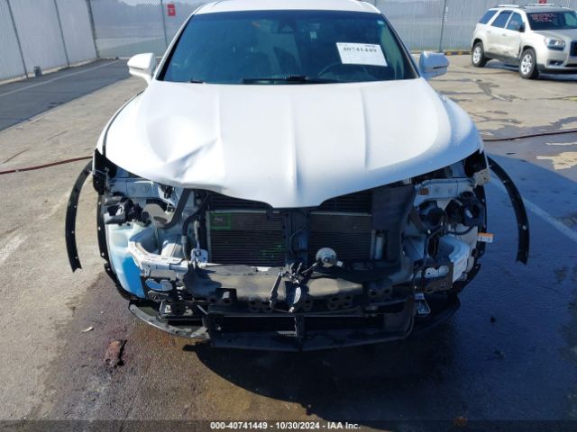 2LMPJ6KR8JBL22105 Lincoln Mkx Select