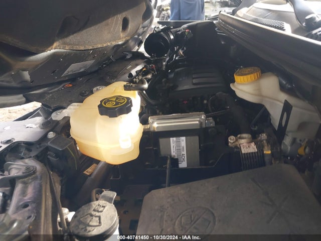 Chevrolet Sonic Lt Auto 2019 1G1JD5SB4K4101857 Image 10