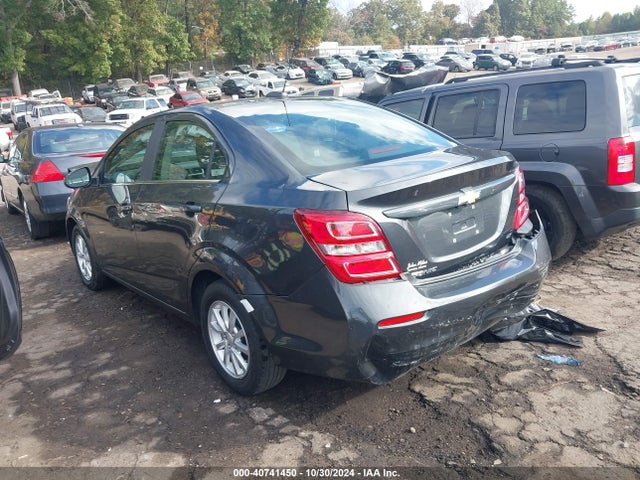 Chevrolet Sonic Lt Auto 2019 1G1JD5SB4K4101857 Image 3