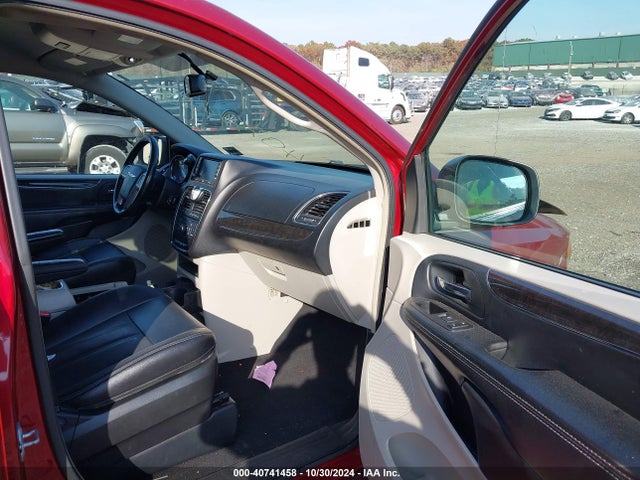 2C4RC1BG8FR587965 Chrysler Town & Country Touring