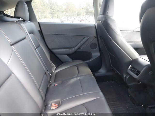2023 TESLA MODEL Y 7SAYGDEE1PF698207 Photo 7
