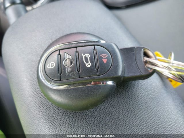WMWWG9C53G3C22039 Mini Convertible Cooper S