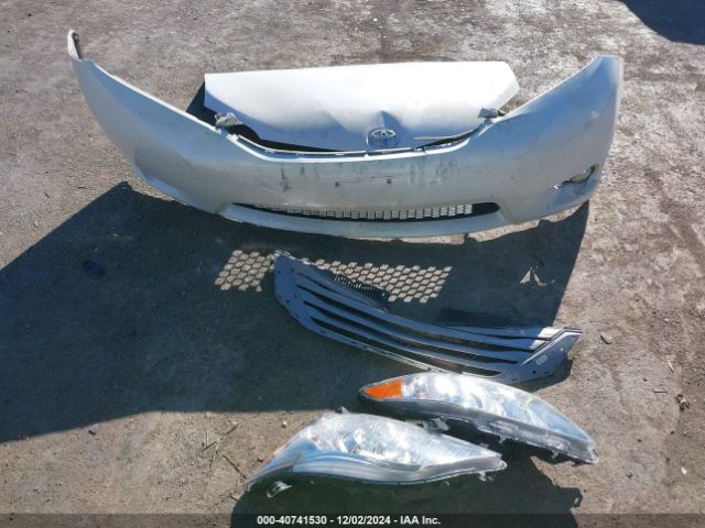 5TDYZ3DC2HS823827 Toyota Sienna Xle 8 Passenger