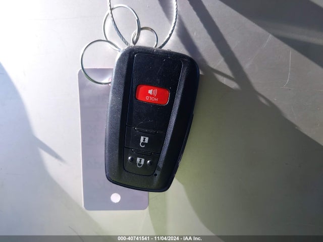 Toyota Prius Xle Awd-e 2022 JTDL9MFU5N3033683 Image 11