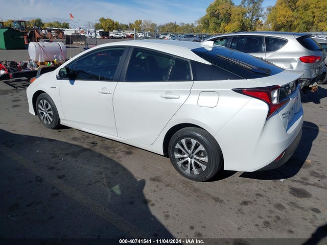 Toyota Prius Xle Awd-e 2022 JTDL9MFU5N3033683 Image 3