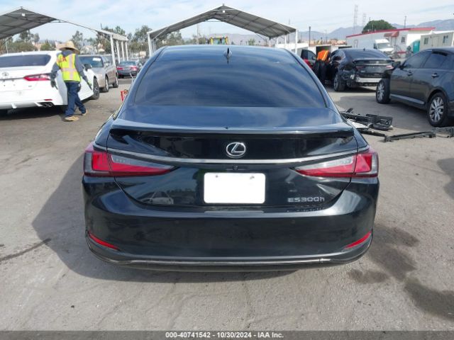 58ABA1C10PU036438 Lexus Es 300h F Sport Handling