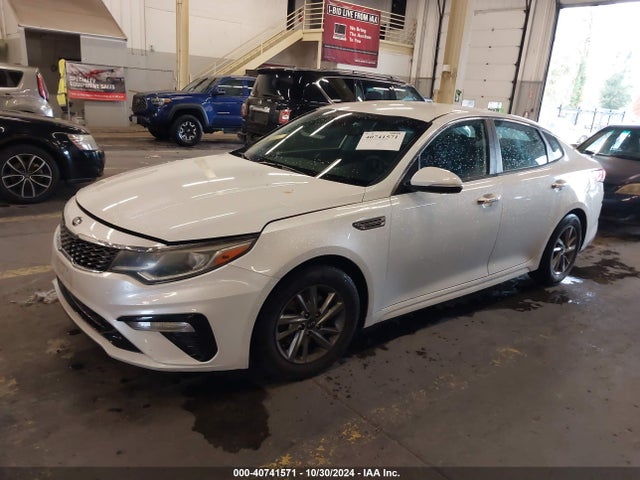 5XXGT4L30KG284119 KIA OPTIMA LX/S