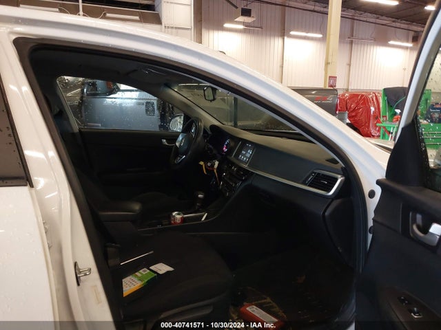 5XXGT4L30KG284119 KIA OPTIMA LX/S