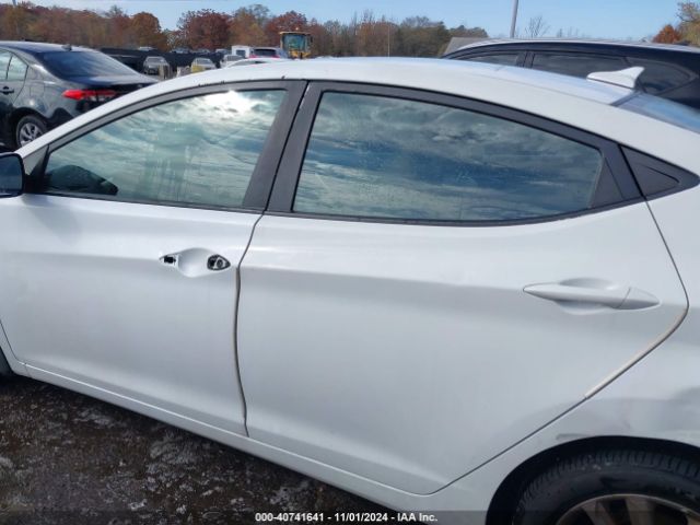 5NPDH4AEXGH732676 Hyundai ELANTRA SE