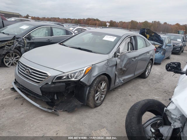 Hyundai SONATA SE 2015 5NPE24AF6FH087456 Image 2