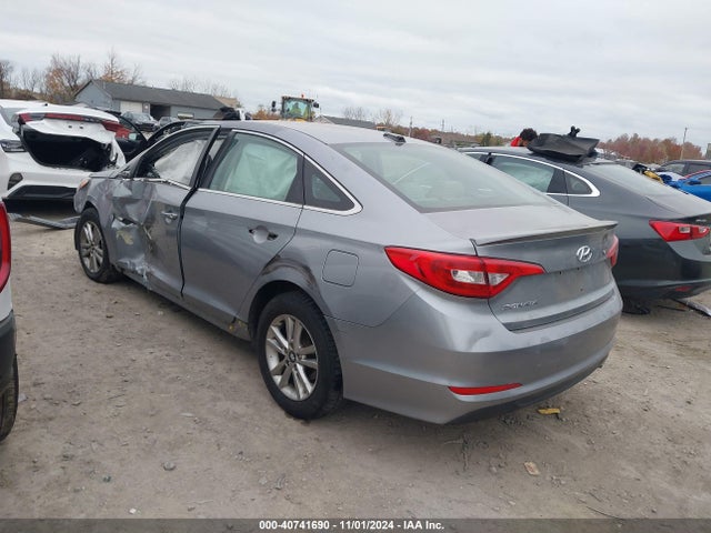 Hyundai SONATA SE 2015 5NPE24AF6FH087456 Image 3